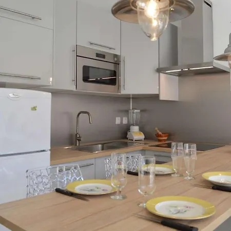 Sp920-002 2 Pieces Pierre La