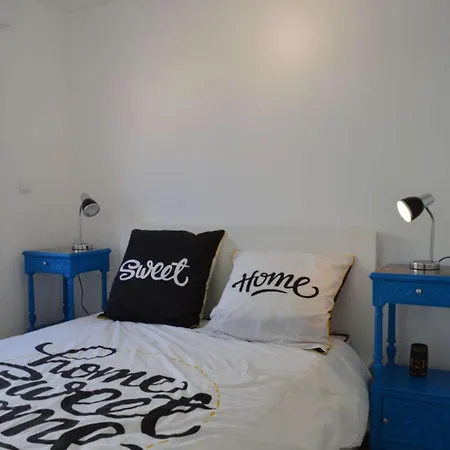 Sp920-002 2 Pieces Pierre La Saint-Pierre-la-Mer (Aude)