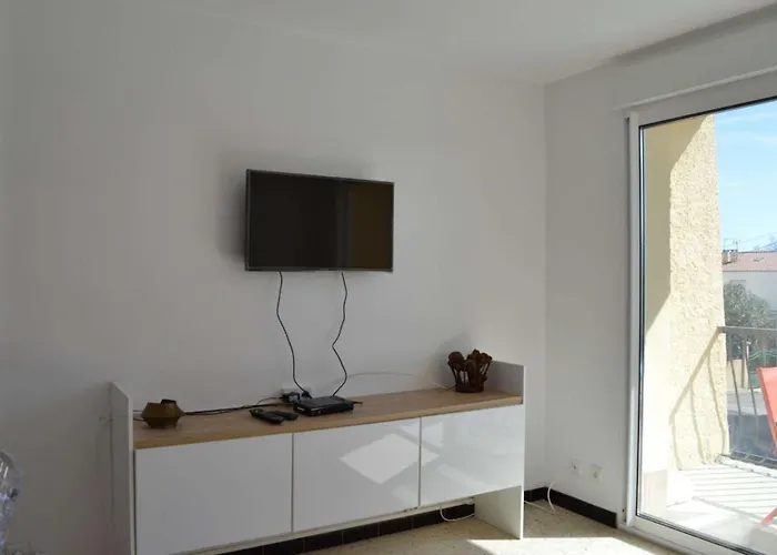 Sp920-002 2 Pieces Pierre La *